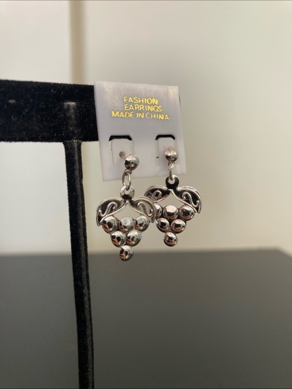 Fashion Jewelry Silver Grape Cluster Dangle Earrings